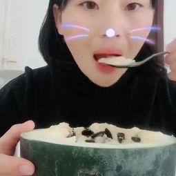 最近吃大瓜视频,吃瓜群众热议不断！