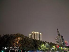 吃瓜模式夜景图