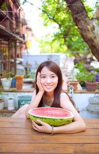 吃瓜迷人,揭秘娱乐圈背后的故事与真相