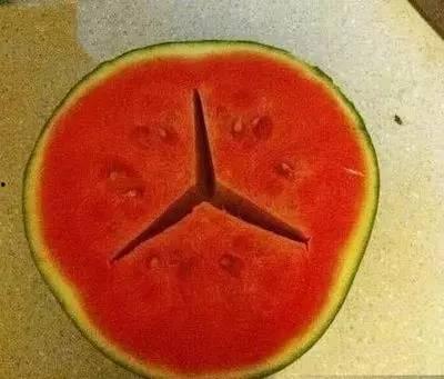 名牌店吃瓜